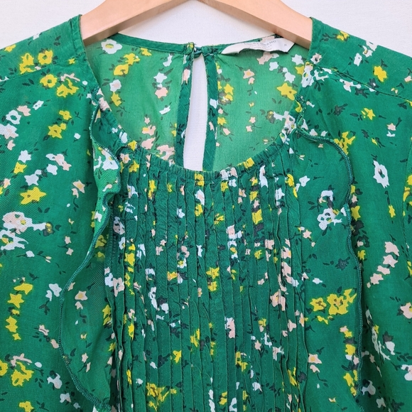 Lucky Brand Green Floral Print Cropped Ruffle Front Top szM - Picture 3 of 12